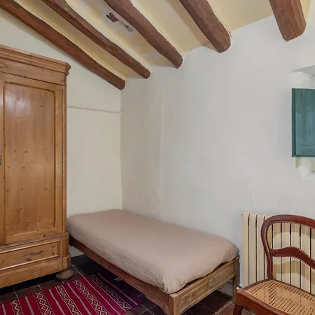 Pere Marti Kır Evi